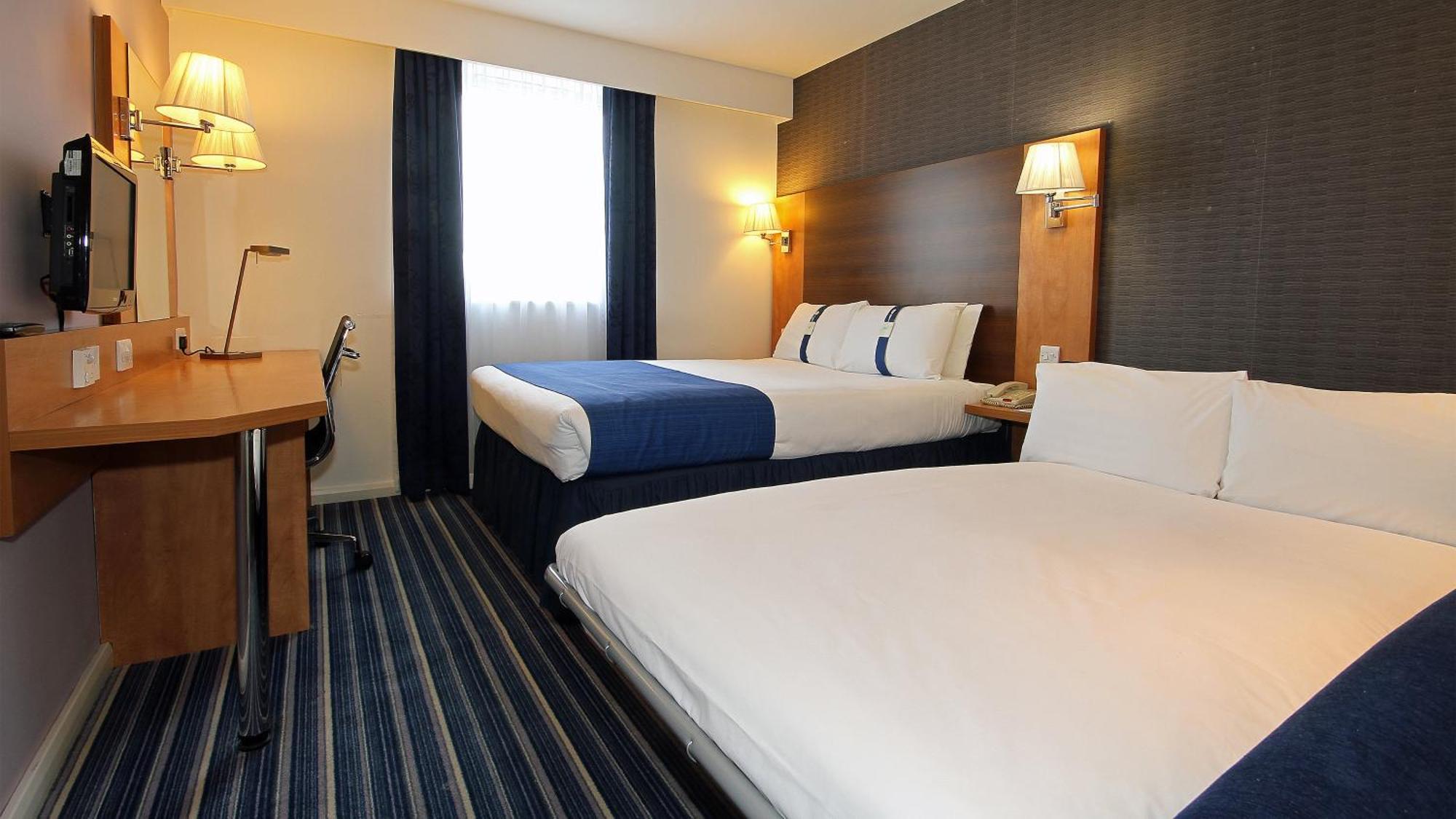 Holiday Inn Express Nuneaton By Ihg Exterior photo